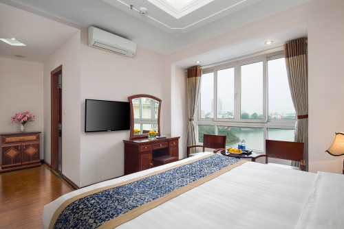 PREMIUM ROOM WITH CITY VIEW